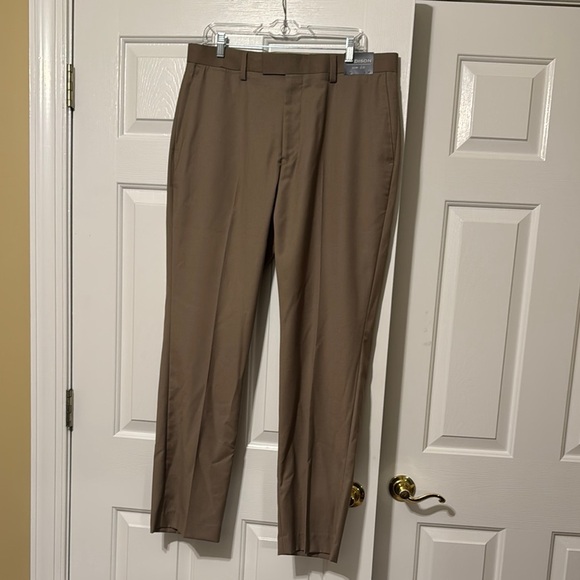 Madison Slim Fit Brown Dress Pants 36 x 32 - Picture 1 of 9
